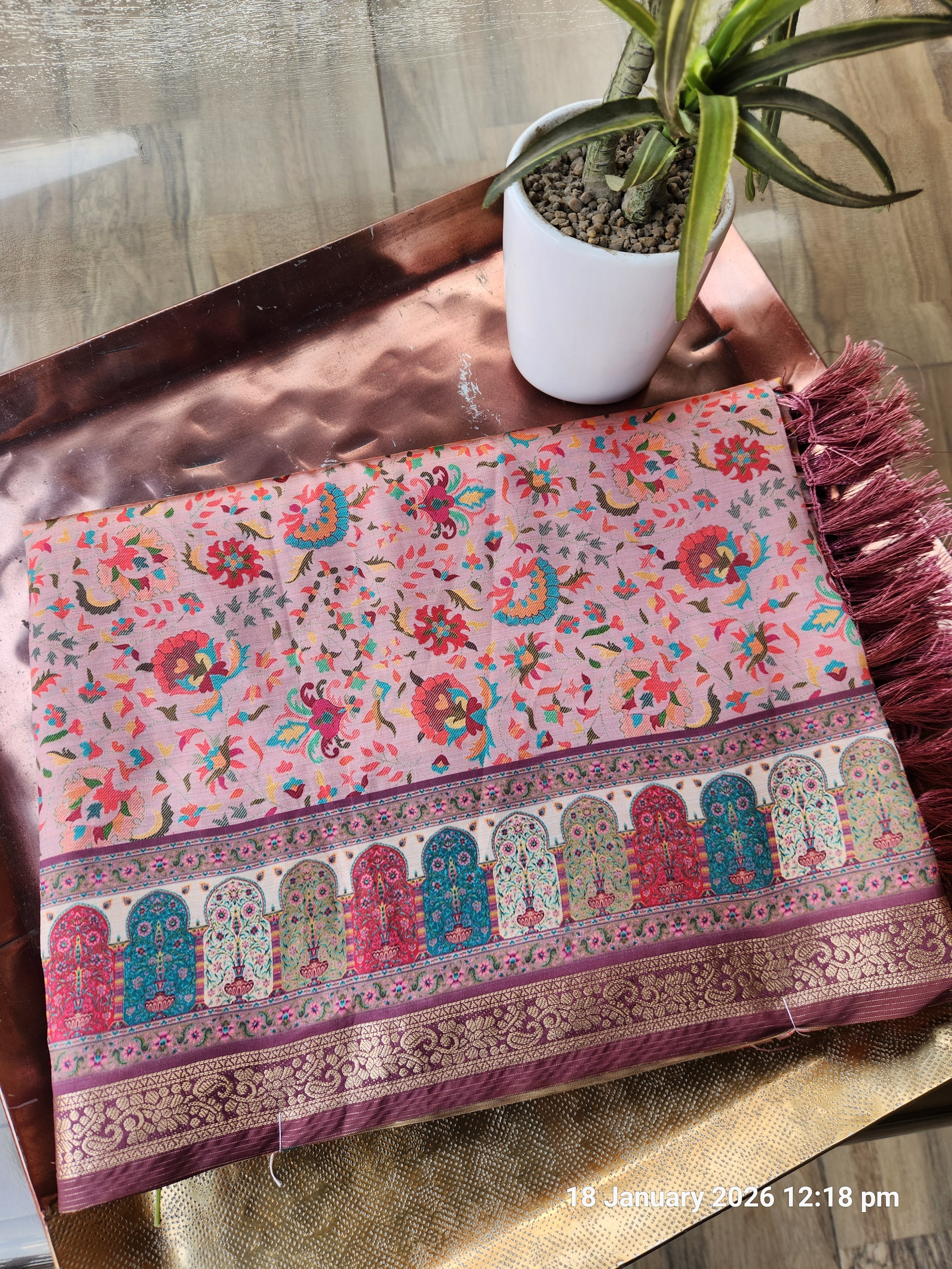 Classic Pastel Floral Saree with Detailed Pallu Design - Pink