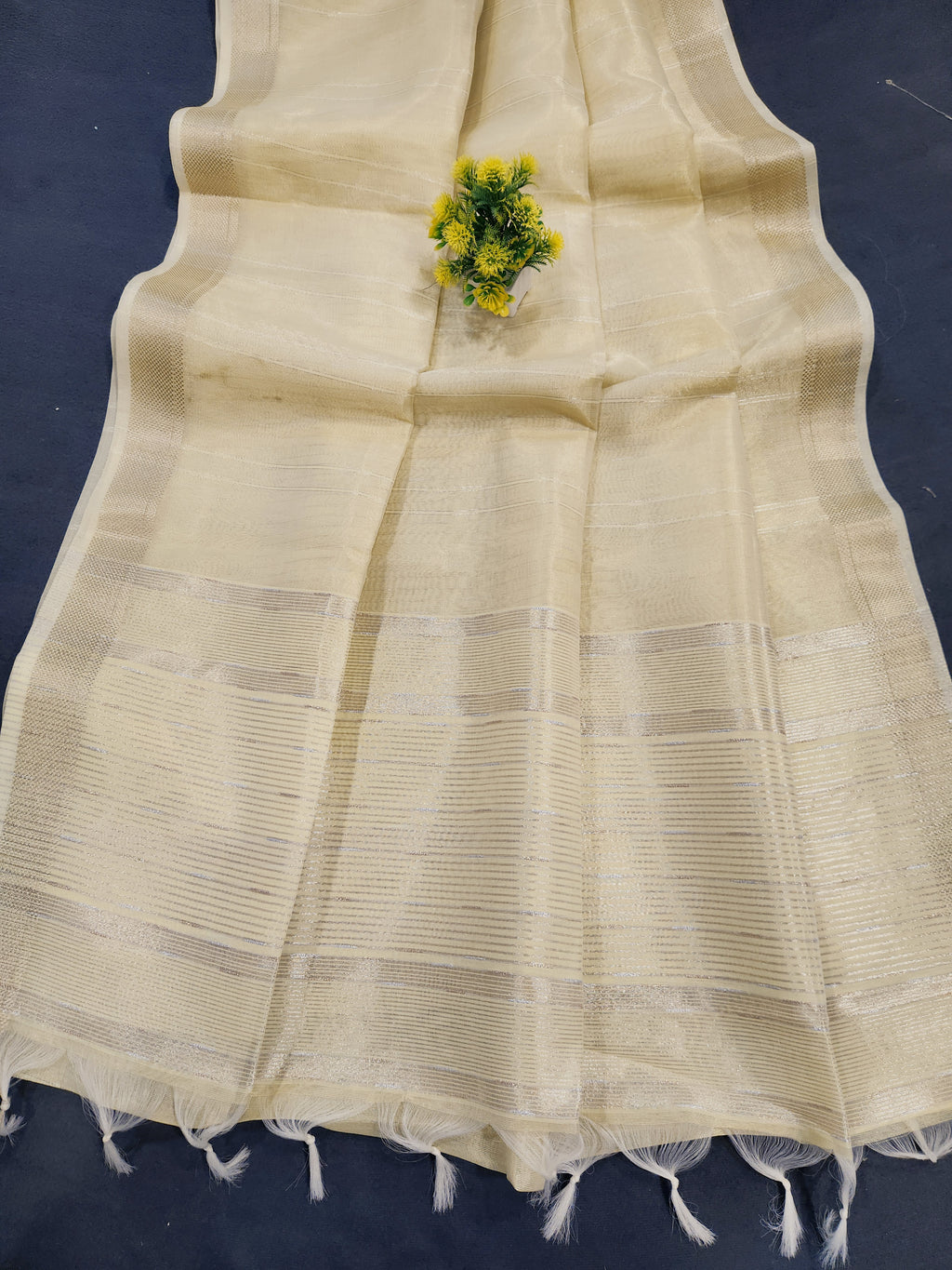 Maheshwari Silk Saree With Stripe Zari Pallu - Yellow