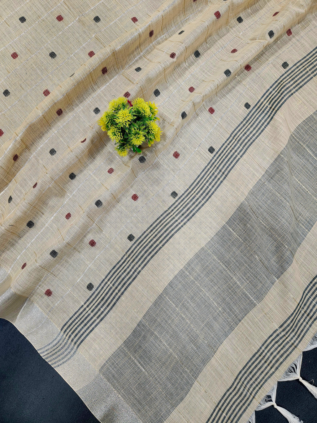 Soft Linen Cotton Saree With Classical Checks Pattern -Beige