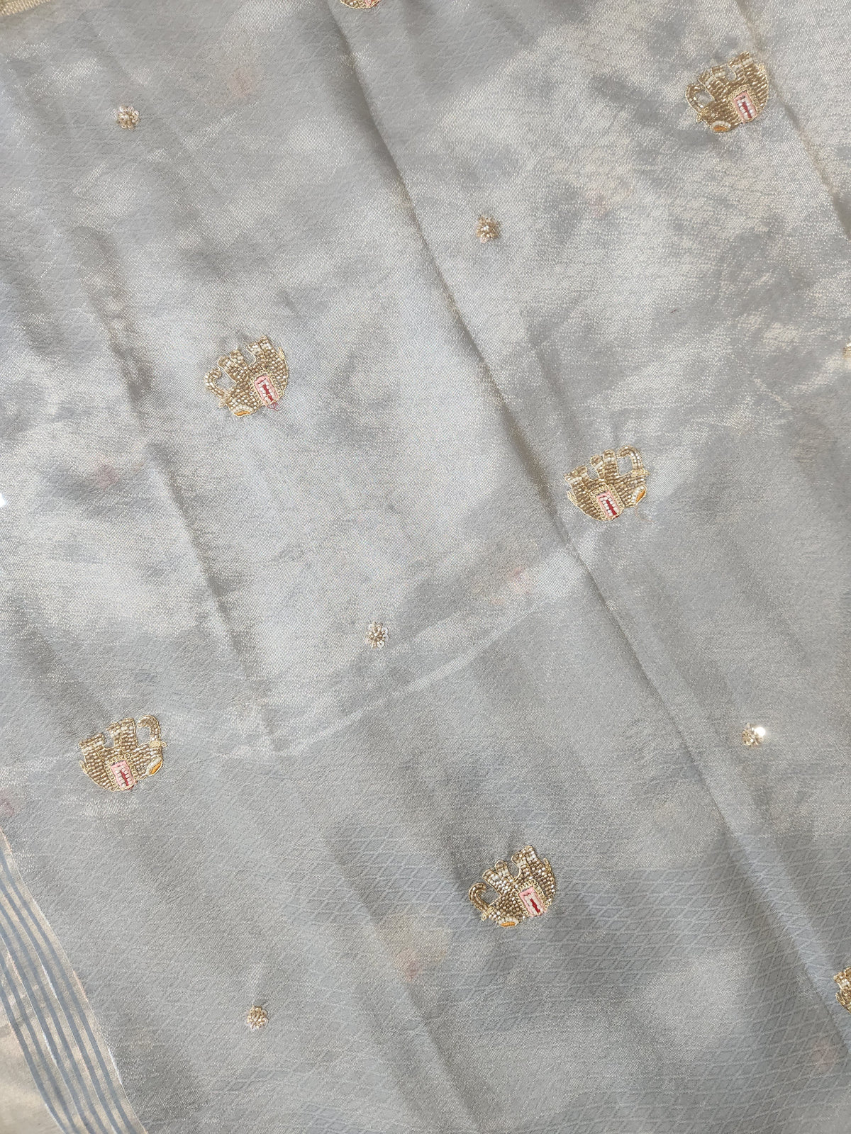 Maheshwari Silk Saree With Broad Stripe Zari Pallu - Grey