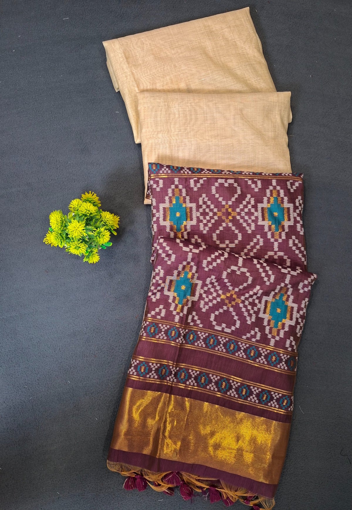 Ikkat Inspired Patola Soft Cotton Saree - Lavendar