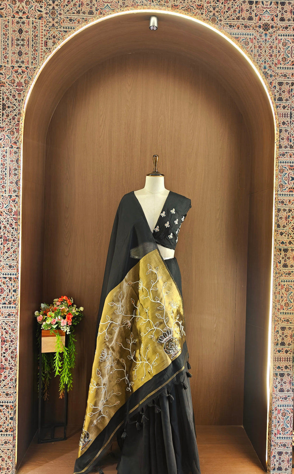 Organza Silk Saree with Heavy Gold Zari Floral Pallu & Embroidery Blouse -BLACK