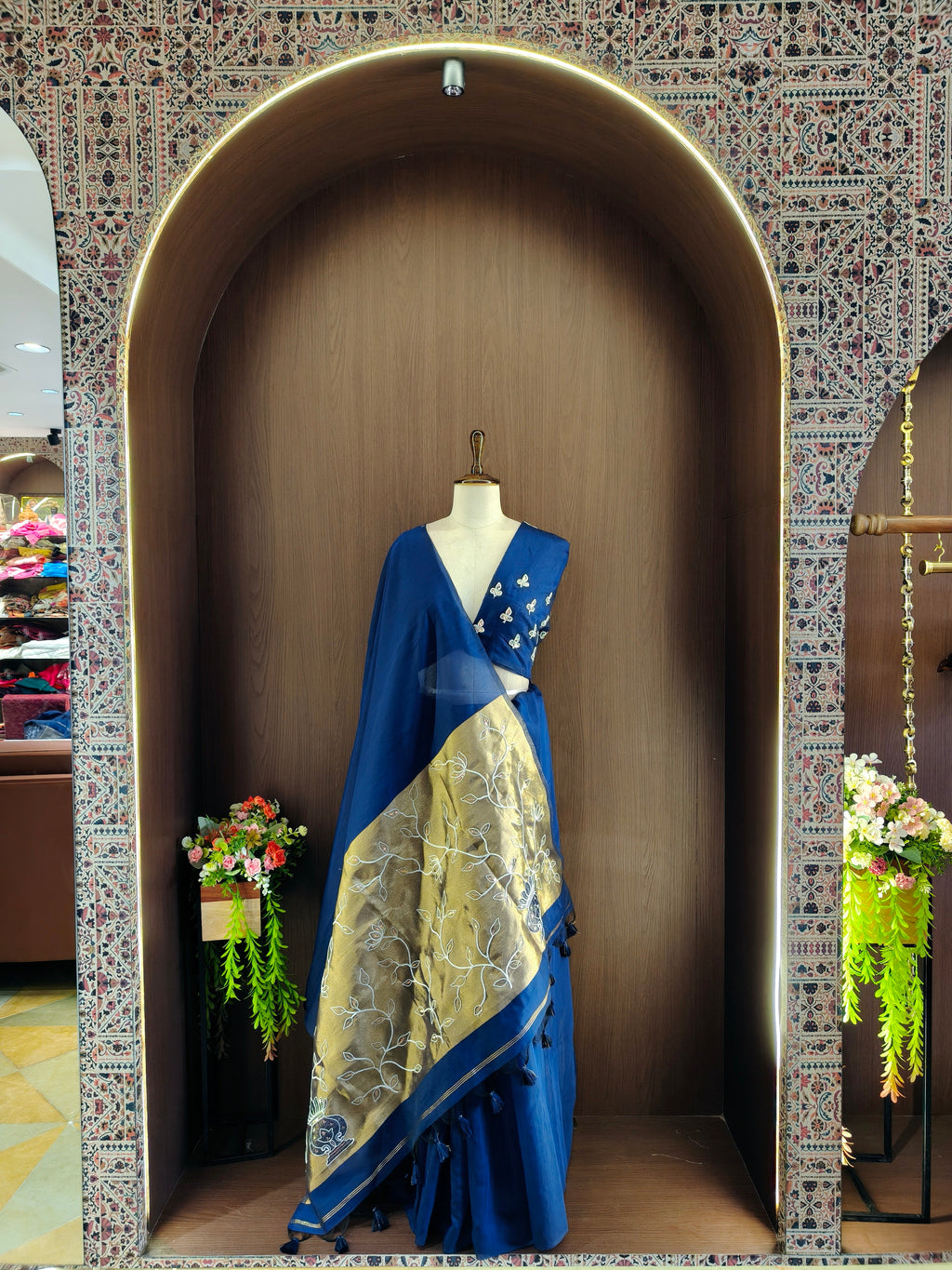 Organza Silk Saree with Heavy Gold Zari Floral Pallu & Embroidery Blouse -Blue