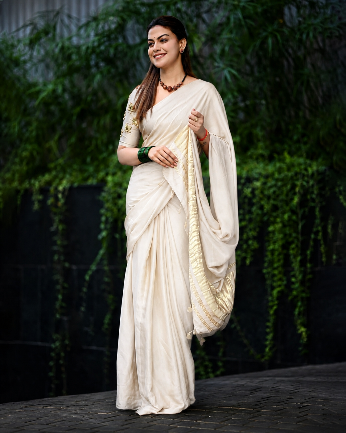 Royal White Silk Lagdipata Saree