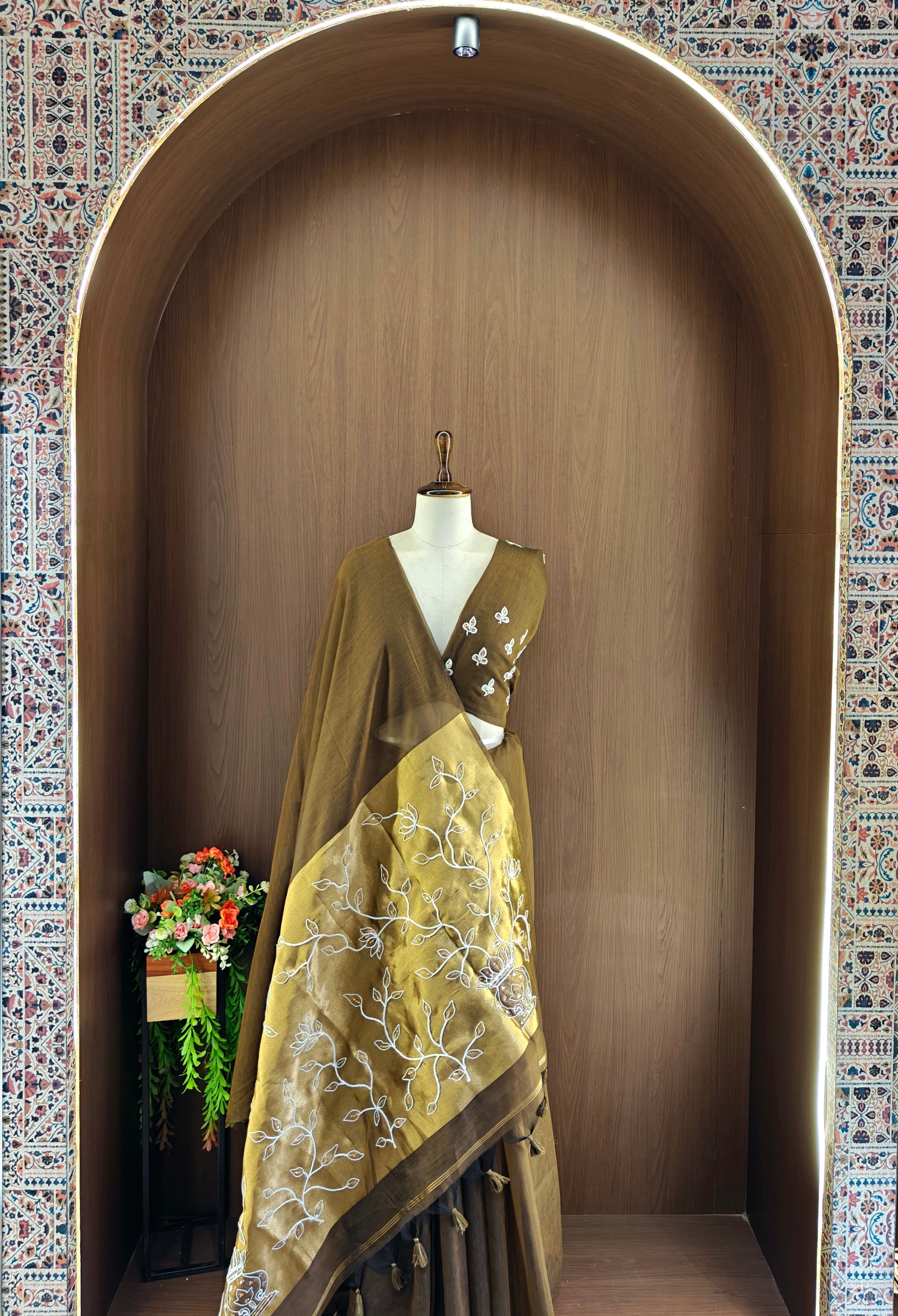 Organza Silk Saree with Heavy Gold Zari Floral Pallu & Embroidery Blouse -Coffee