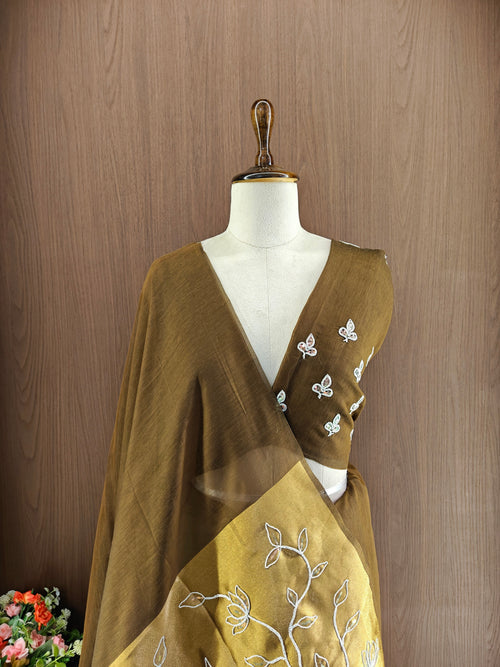 Cotton Saree with Gold Zari Floral Pallu & Embroidery Blouse -Coffee