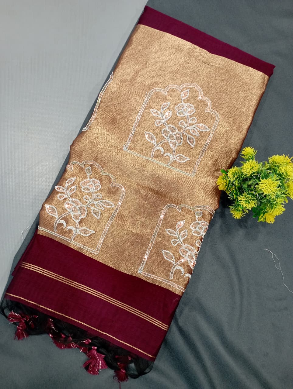 Elegent Pure Cotton Saree With Zari Pallu With Heavy Seq -Maroon