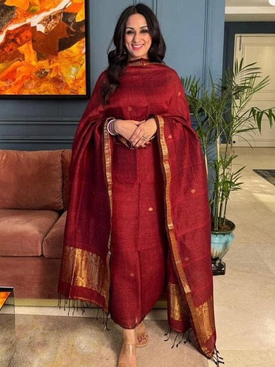Jayshree Linen Golden zari unstitched suit - Red